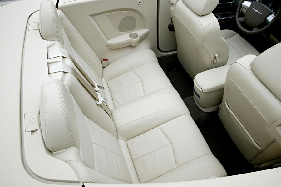  Chrysler Sebring Convertible 2008 года  (фото 45 из 150)